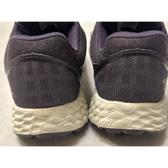New Balance Running Shoes Women’s Size 7 Purple Fresh Foam Comfort Cushioned - Picture 5 of 7